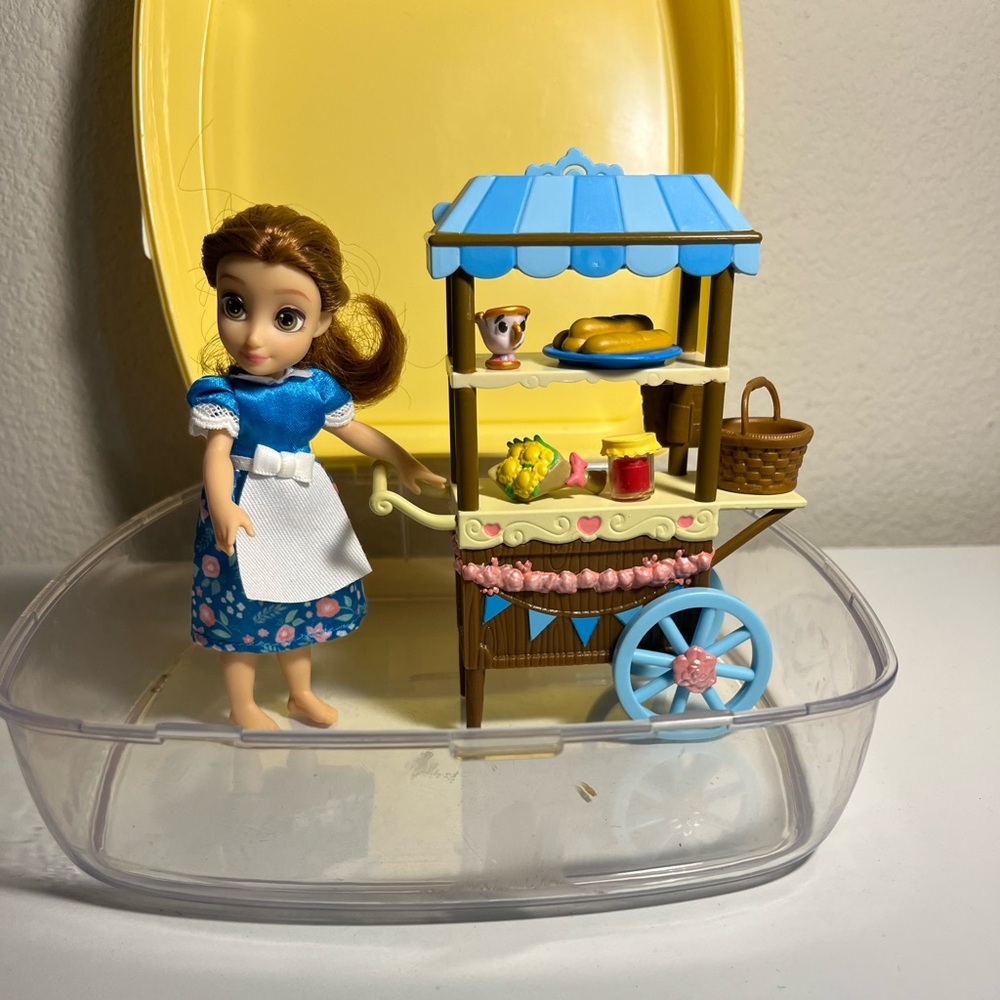 Disney Store Beauty Beast Belle Once Upon A Story Mini Doll Playset Carry Case